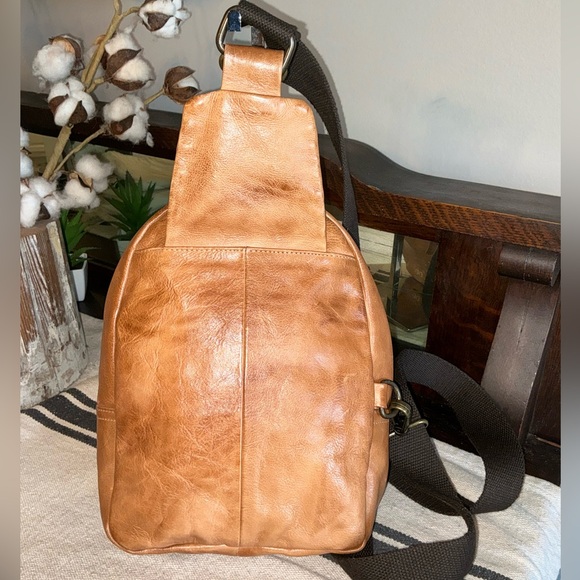 NWOT Bed Stu Leather Beau Unisex Backpack Sling Bag Tan Rustic MSRP $260 - Picture 2 of 12
